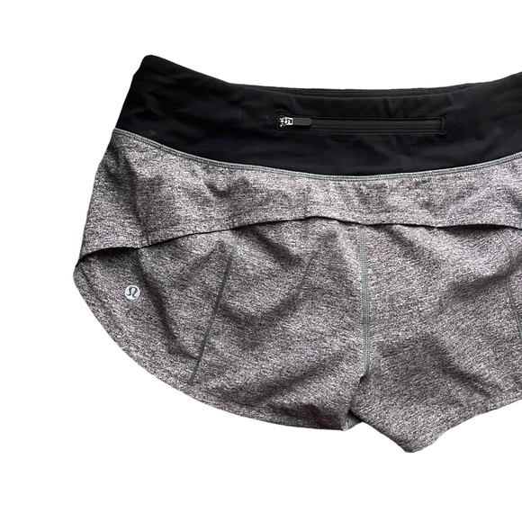 Lululemon Speed Up Short *2.5"
Heather Lux Multi Black / Black
Size 6 - Picture 4 of 7